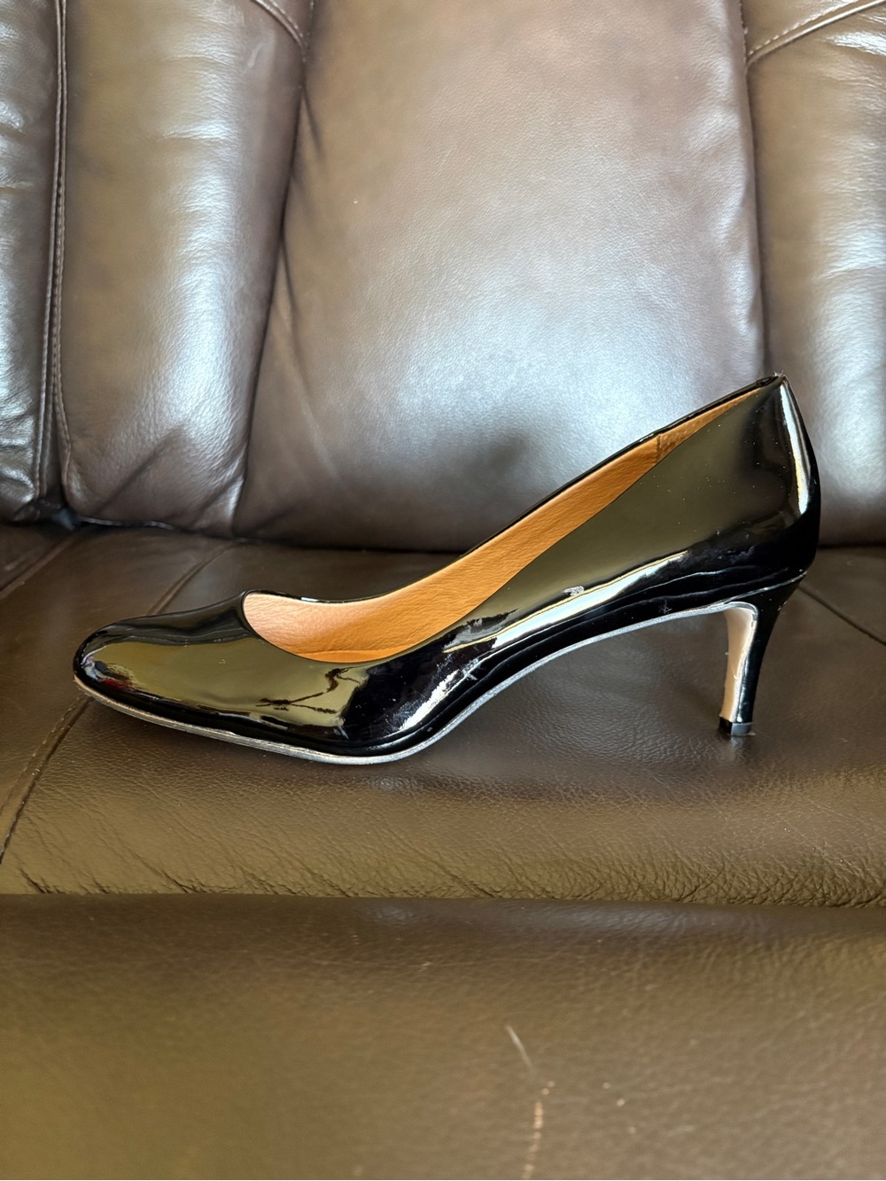 CLASSY Corso Como Black Patent Leather Heel. Fine Quality.